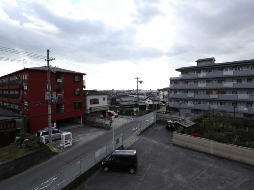  大和路線・関西本線/奈良駅 バス9分北神殿下車:停歩3分 3階 築46年