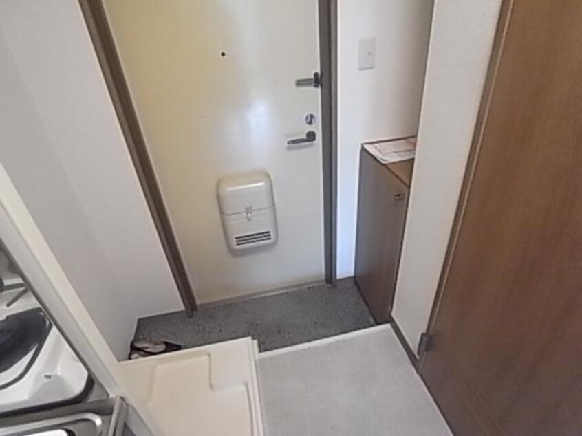  近鉄難波線・奈良線/新大宮駅 徒歩8分 2階 築27年