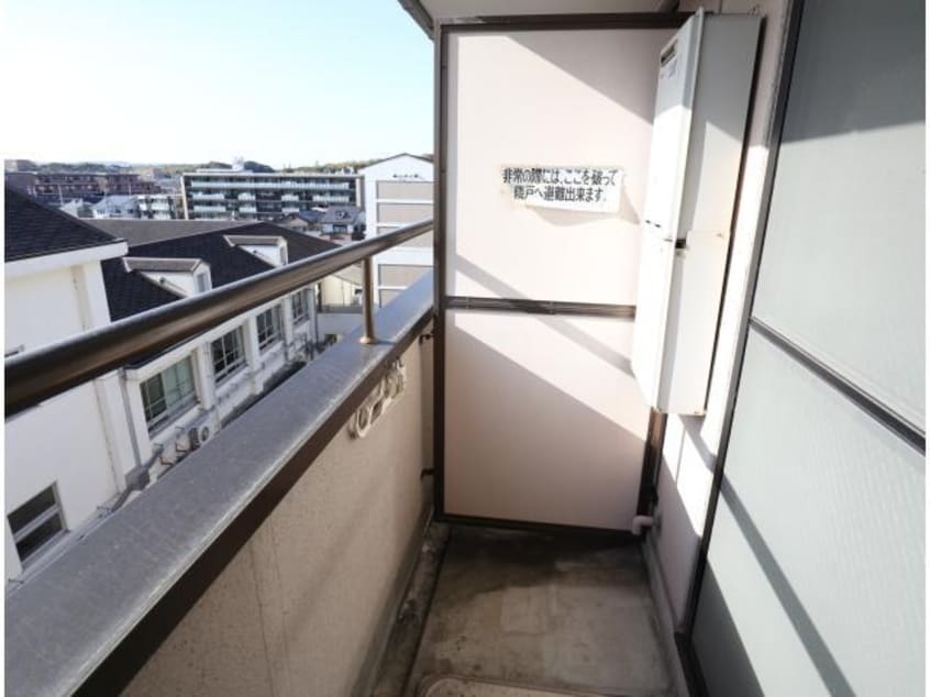  近鉄難波線・奈良線/新大宮駅 徒歩8分 5階 築27年