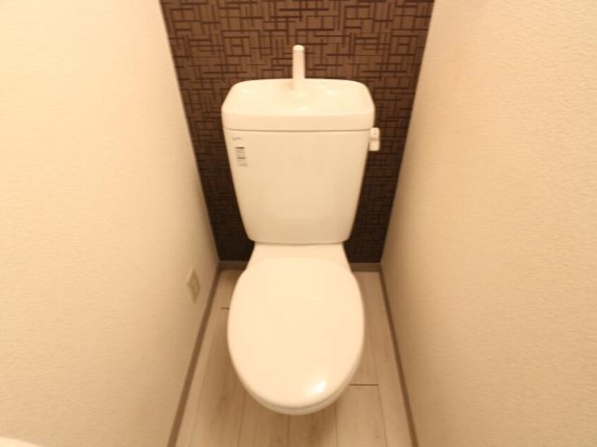  近鉄難波線・奈良線/近鉄奈良駅 バス11分萩ヶ丘町下車:停歩2分 1階 築36年