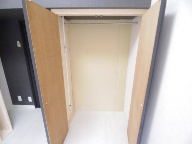  近鉄難波線・奈良線/近鉄奈良駅 バス11分萩ヶ丘町下車:停歩2分 1階 築36年