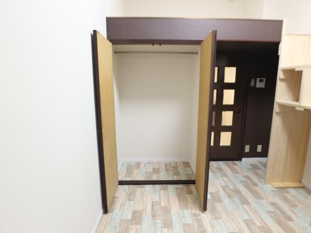  近鉄難波線・奈良線/近鉄奈良駅 バス11分萩ヶ丘町下車:停歩2分 1階 築36年