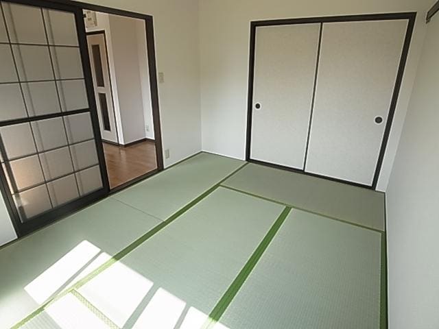  大和路線・関西本線/奈良駅 バス6分大安寺下車:停歩3分 2階 築31年