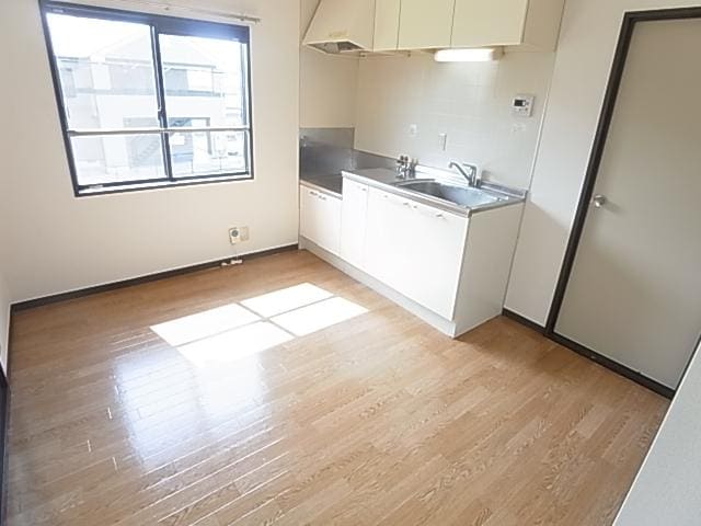  大和路線・関西本線/奈良駅 バス6分大安寺下車:停歩3分 2階 築31年