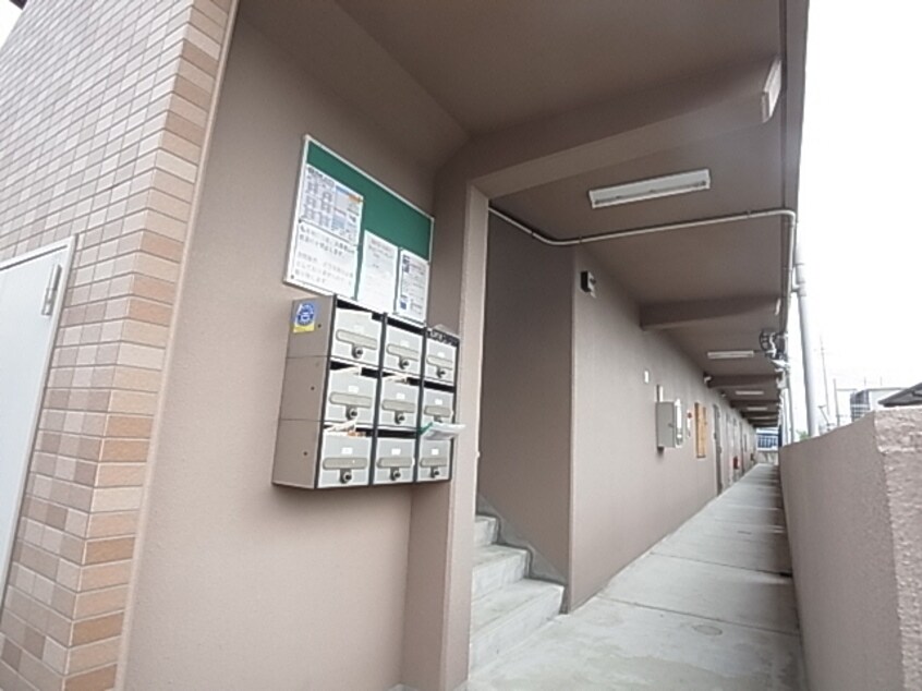  近鉄難波線・奈良線/近鉄奈良駅 バス8分南京終町下車:停歩1分 3階 築20年