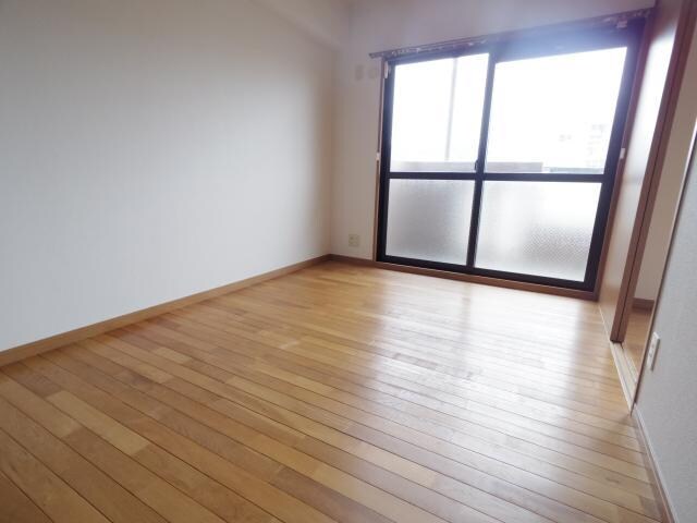  近鉄難波線・奈良線/近鉄奈良駅 バス8分南京終町下車:停歩1分 3階 築20年