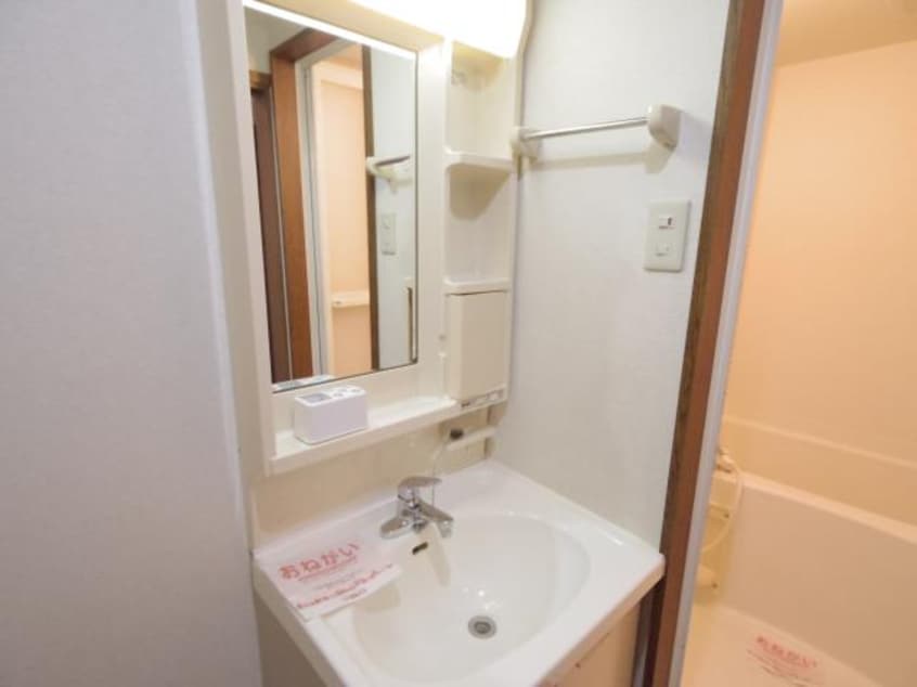  近鉄難波線・奈良線/新大宮駅 徒歩8分 3階 築24年