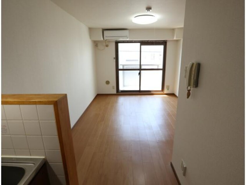  近鉄難波線・奈良線/新大宮駅 徒歩8分 2階 築24年