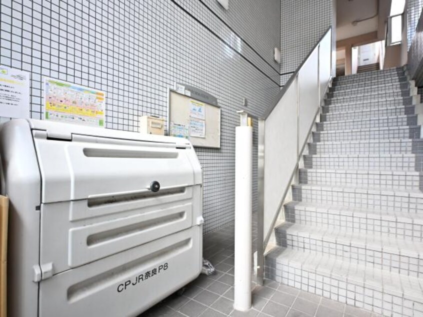  大和路線・関西本線/奈良駅 徒歩5分 5階 築33年