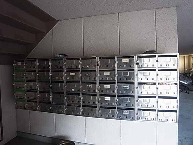 集合郵便受け 大和路線・関西本線/奈良駅 バス6分北神殿下車:停歩2分 1階 築31年