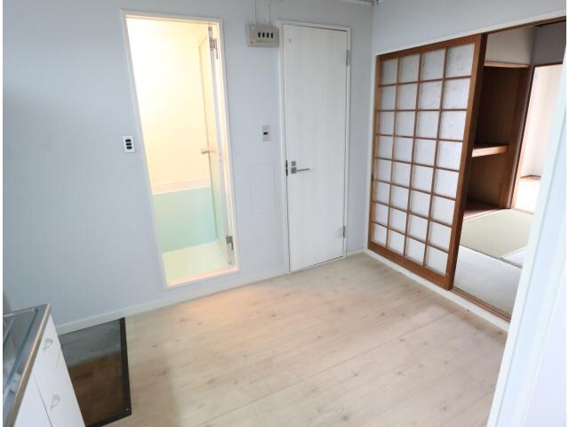  大和路線・関西本線/奈良駅 バス9分北神殿下車:停歩5分 1階 築47年