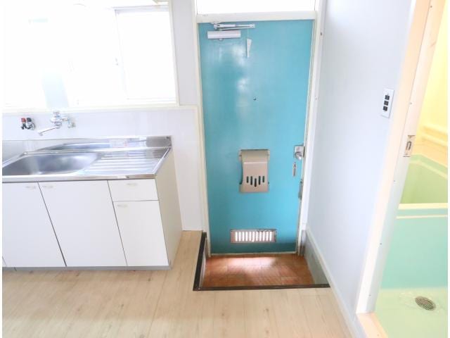  大和路線・関西本線/奈良駅 バス9分北神殿下車:停歩5分 1階 築47年