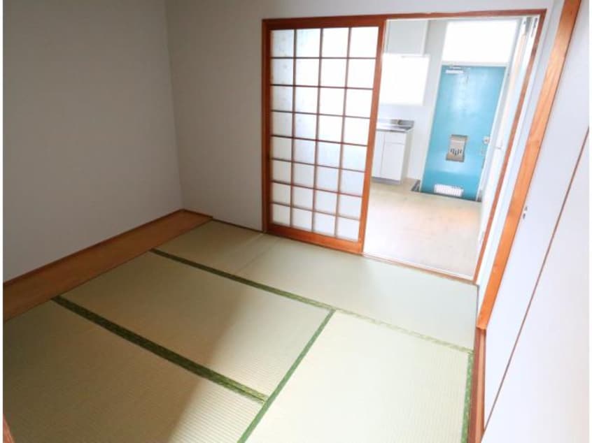  大和路線・関西本線/奈良駅 バス9分北神殿下車:停歩5分 1階 築47年