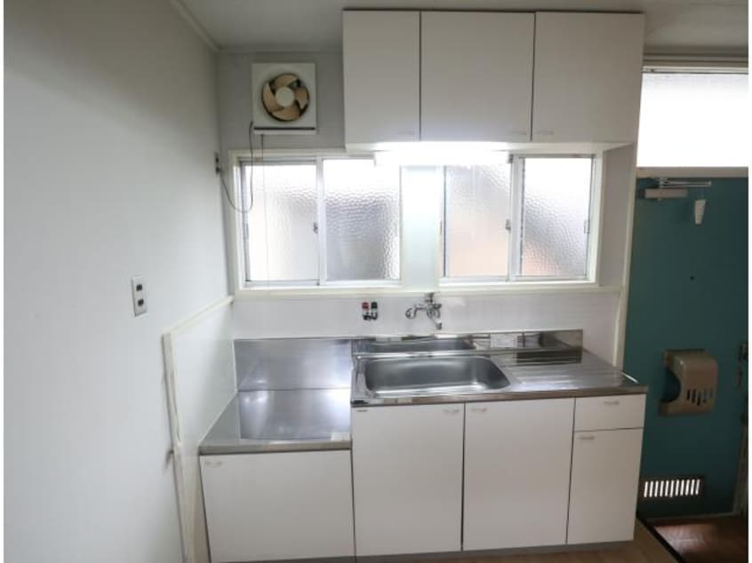  大和路線・関西本線/奈良駅 バス9分北神殿下車:停歩5分 1階 築47年