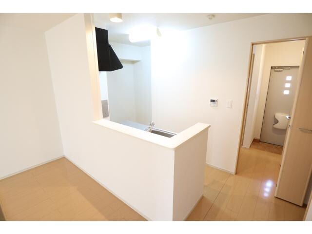  近鉄難波線・奈良線/近鉄奈良駅 バス16分梅美台7丁目下車:停歩3分 1階 築11年