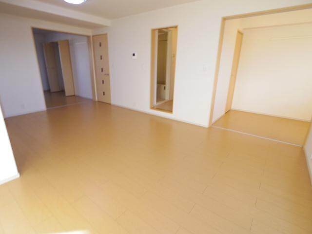  大和路線・関西本線/奈良駅 バス15分大和ハウス前下車:停歩5分 3階 築12年