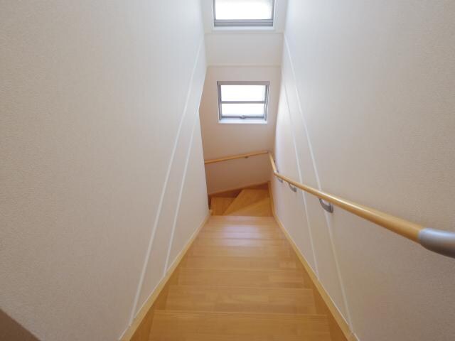  大和路線・関西本線/奈良駅 バス15分大和ハウス前下車:停歩5分 3階 築12年