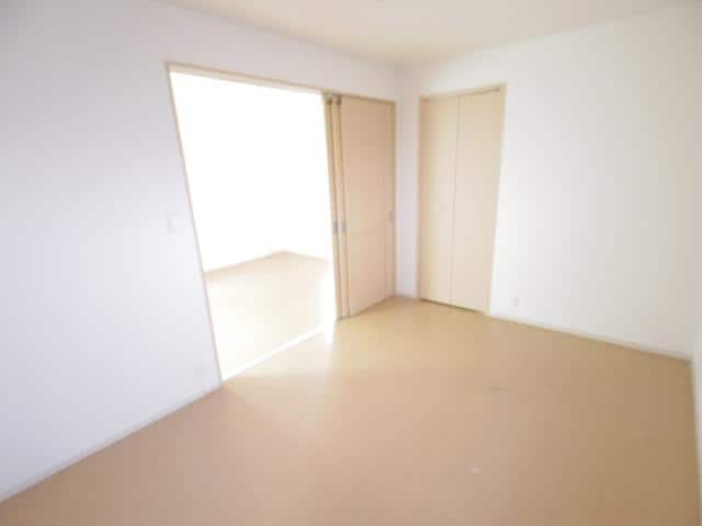  大和路線・関西本線/奈良駅 バス13分西九条下車:停歩5分 2階 築11年