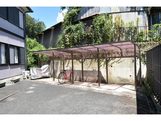  近鉄難波線・奈良線/近鉄奈良駅 バス10分奈良佐保女子短大前下車:停歩3分 2階 築26年