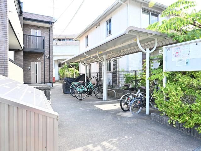  大和路線・関西本線/奈良駅 徒歩11分 1階 築16年