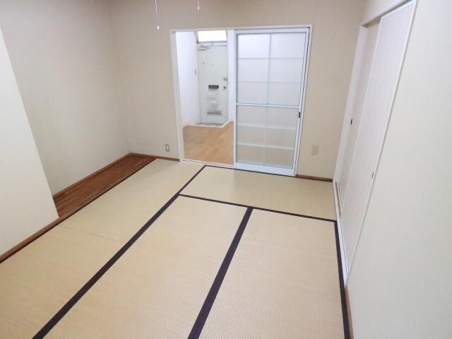  近鉄難波線・奈良線/近鉄奈良駅 徒歩21分 1階 築37年