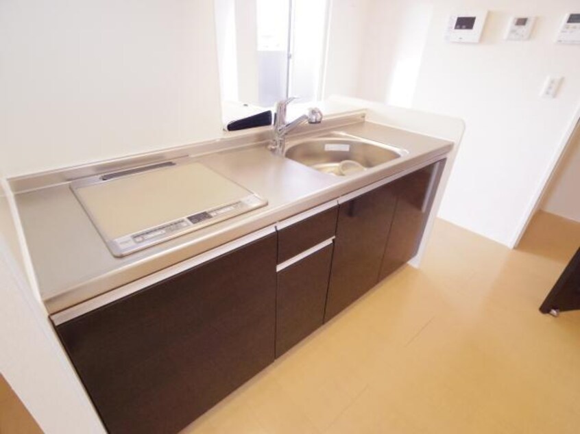  大和路線・関西本線/奈良駅 バス8分北神殿下車:停歩6分 2階 築11年