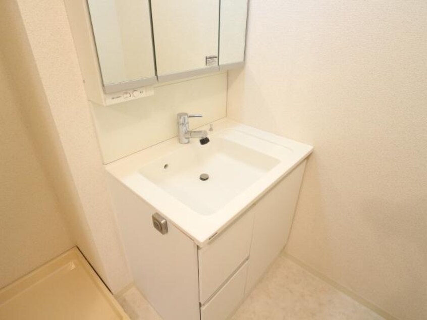  奈良線/平城山駅 徒歩1分 1階 築28年