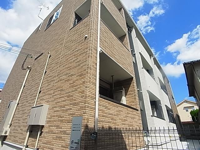  近鉄難波線・奈良線/近鉄奈良駅 徒歩17分 2階 築10年