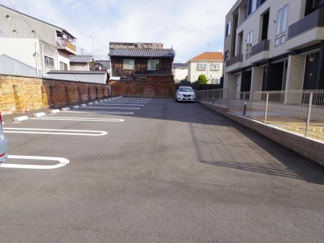  近鉄難波線・奈良線/近鉄奈良駅 徒歩17分 1階 築10年