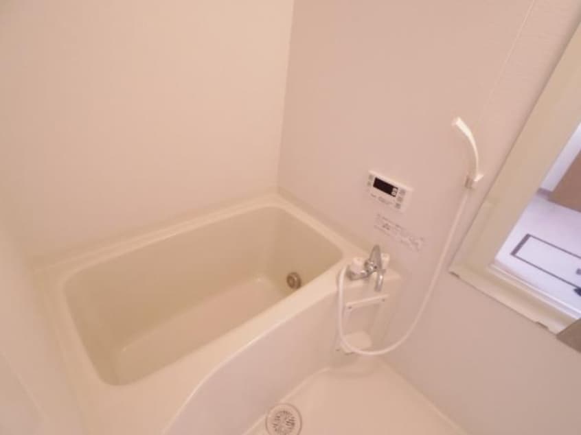  近鉄難波線・奈良線/近鉄奈良駅 バス10分南方町下車:停歩2分 1階 築22年