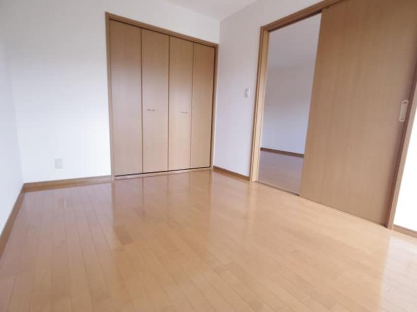  近鉄難波線・奈良線/近鉄奈良駅 バス10分南方町下車:停歩2分 1階 築22年