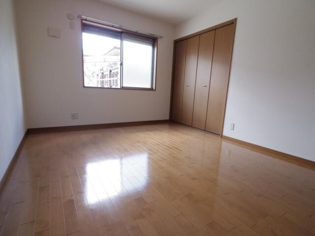  近鉄難波線・奈良線/近鉄奈良駅 バス10分南方町下車:停歩2分 1階 築22年