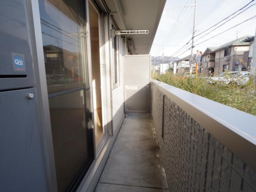  近鉄難波線・奈良線/近鉄奈良駅 バス10分萩ヶ丘下車:停歩6分 1階 築18年