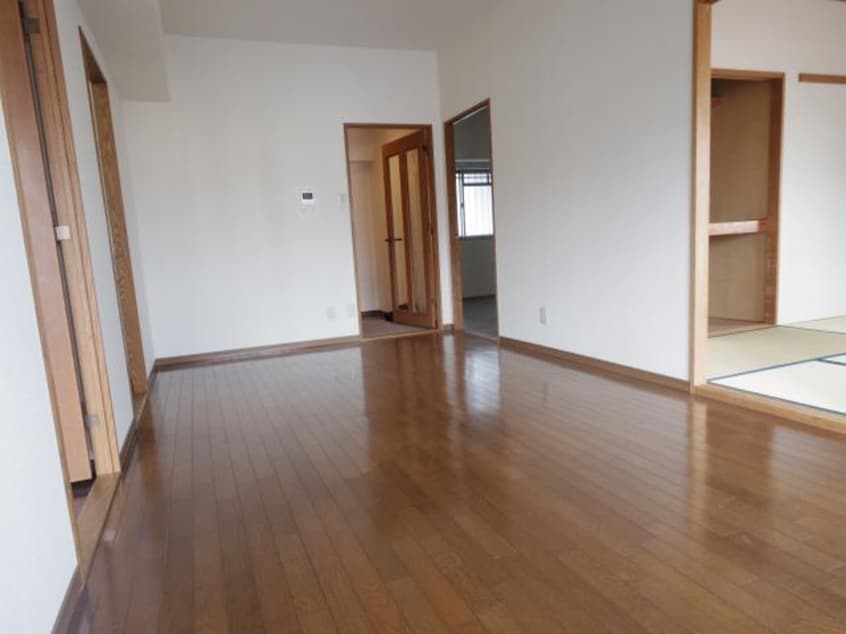  近鉄難波線・奈良線/新大宮駅 徒歩3分 6階 築29年