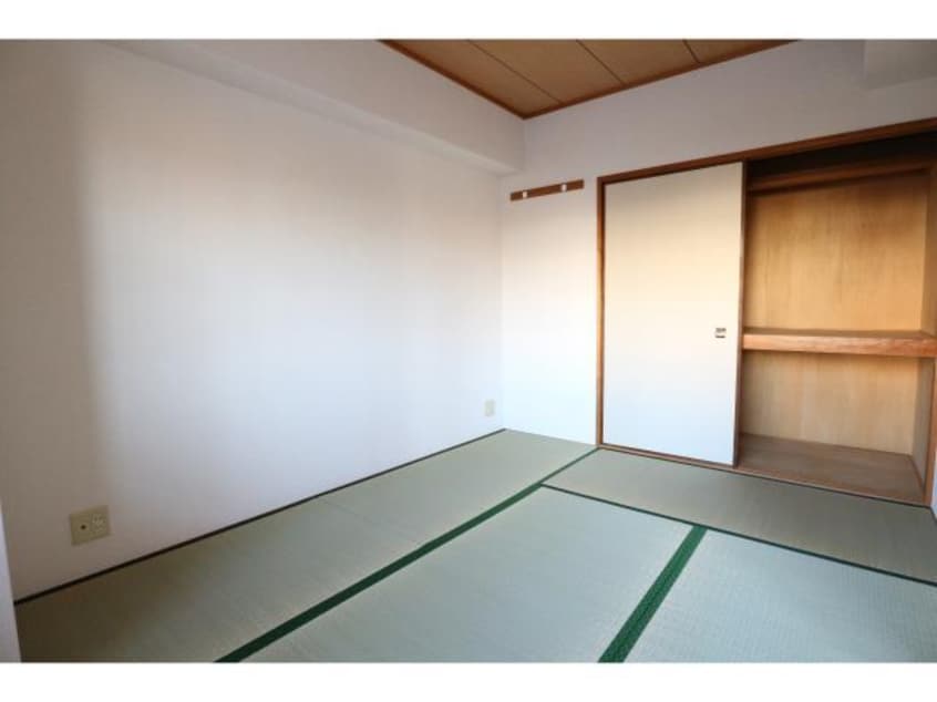  近鉄難波線・奈良線/新大宮駅 徒歩3分 2階 築29年