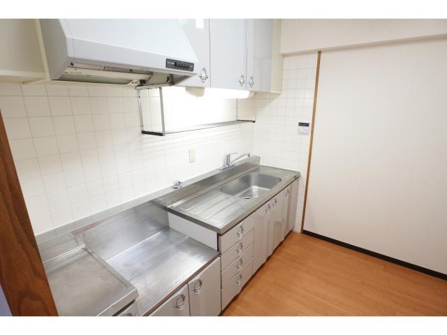  近鉄難波線・奈良線/新大宮駅 徒歩3分 2階 築29年