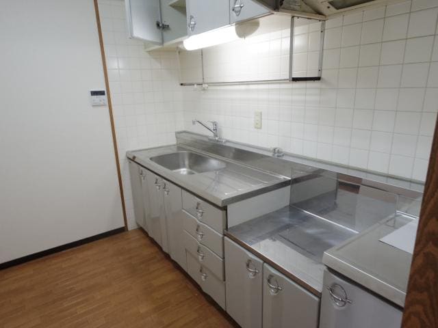  近鉄難波線・奈良線/新大宮駅 徒歩3分 6階 築29年