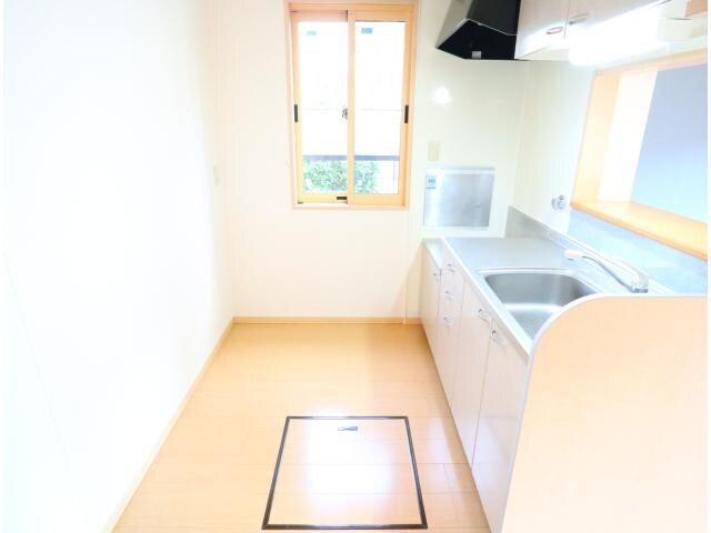  近鉄難波線・奈良線/近鉄奈良駅 バス14分梅美台小学校下車:停歩6分 1階 築21年