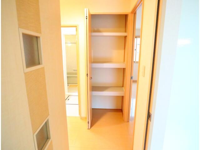  近鉄難波線・奈良線/近鉄奈良駅 バス14分梅美台小学校下車:停歩6分 1階 築21年