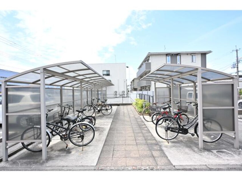  大和路線・関西本線/奈良駅 バス14分西九条町下車:停歩1分 2階 築18年