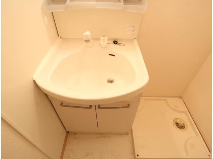  大和路線・関西本線/奈良駅 バス14分西九条町下車:停歩1分 3階 築18年