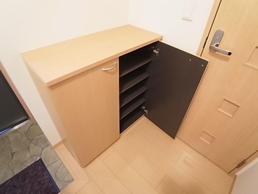  大和路線・関西本線/奈良駅 バス14分西九条町下車:停歩1分 2階 築18年