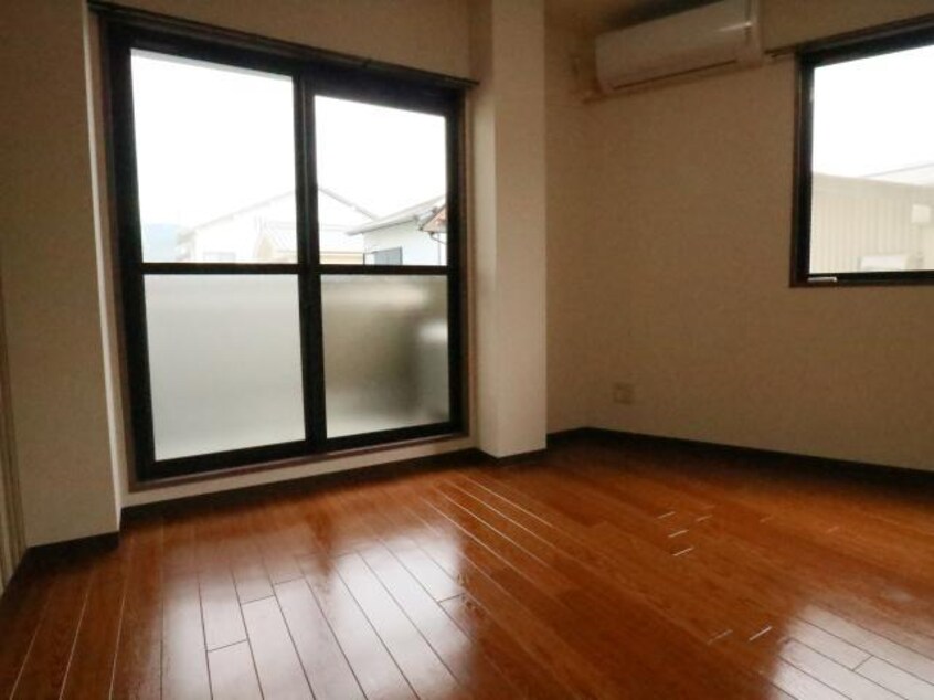  近鉄難波線・奈良線/近鉄奈良駅 徒歩6分 2階 築26年