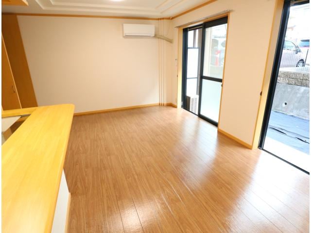  近鉄難波線・奈良線/近鉄奈良駅 バス15分木津南ソレイユ下車:停歩7分 1階 築20年