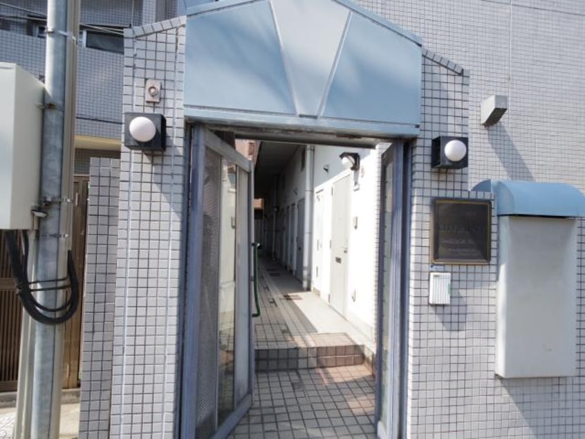  近鉄難波線・奈良線/近鉄奈良駅 バス10分南方下車:停歩5分 1階 築35年