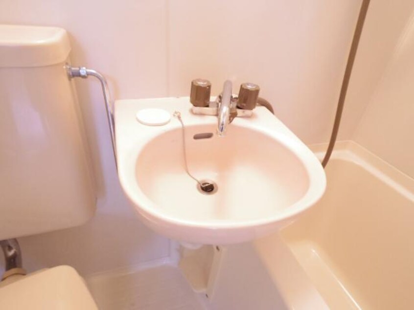  近鉄難波線・奈良線/近鉄奈良駅 徒歩11分 1階 築38年