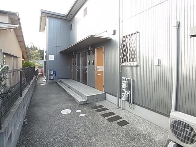  近鉄難波線・奈良線/新大宮駅 徒歩21分 1階 築18年