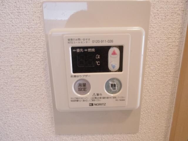  近鉄難波線・奈良線/近鉄奈良駅 バス11分萩ケ丘町下車:停歩2分 1階 築32年