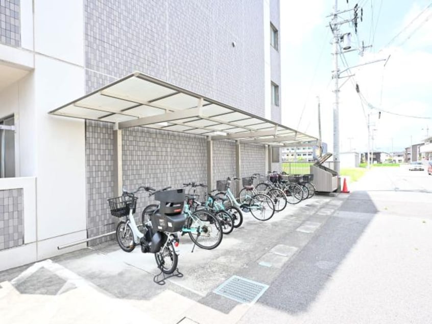  大和路線・関西本線/奈良駅 徒歩11分 2階 築13年