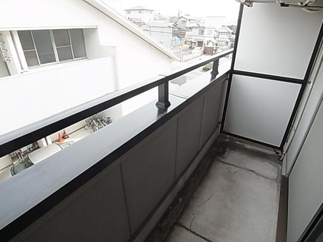  近鉄難波線・奈良線/近鉄奈良駅 徒歩8分 2階 築28年